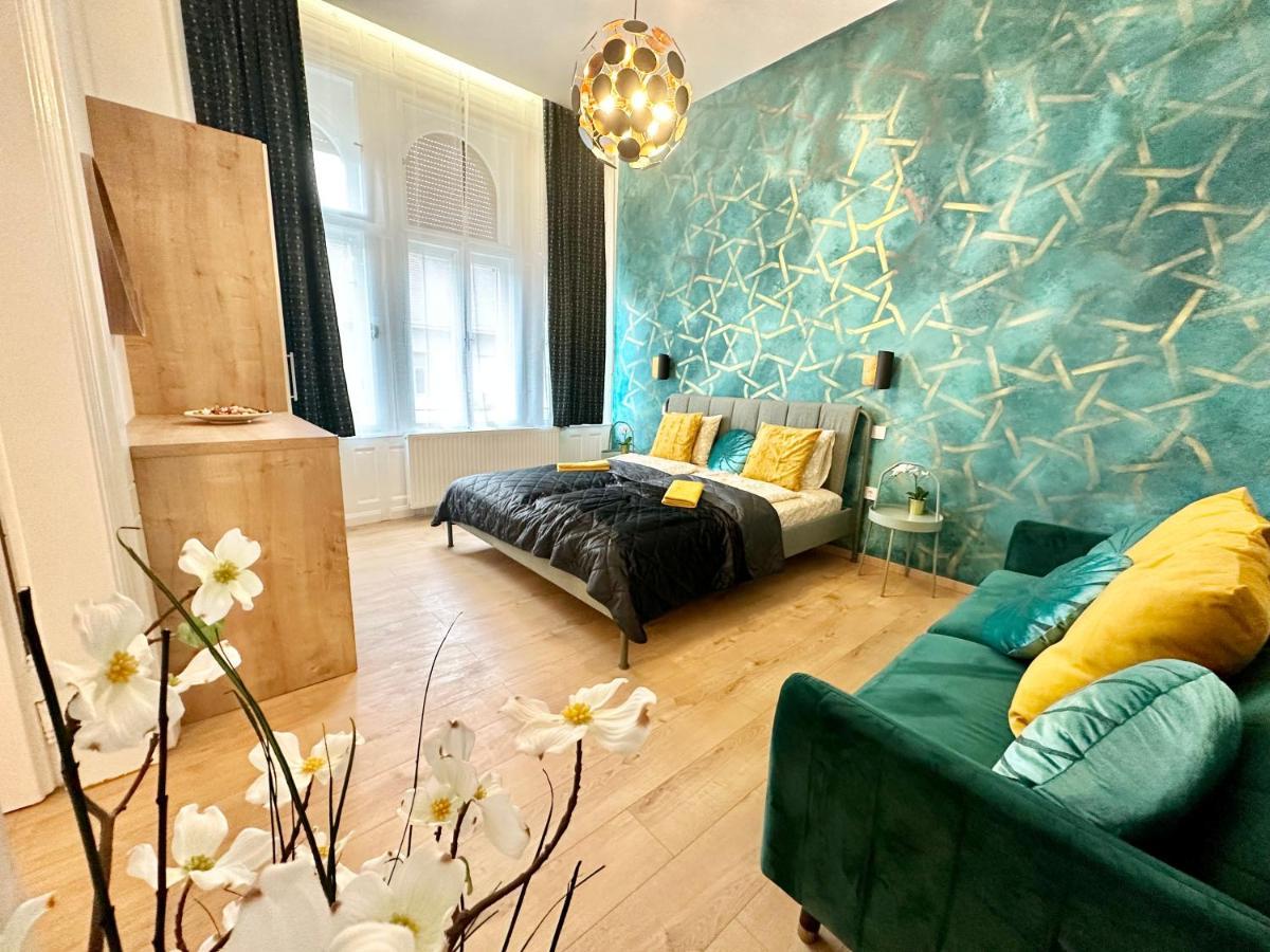 Luxory Design Apartment#Bakats#Freeparking#8Ppl Budapeste Exterior foto