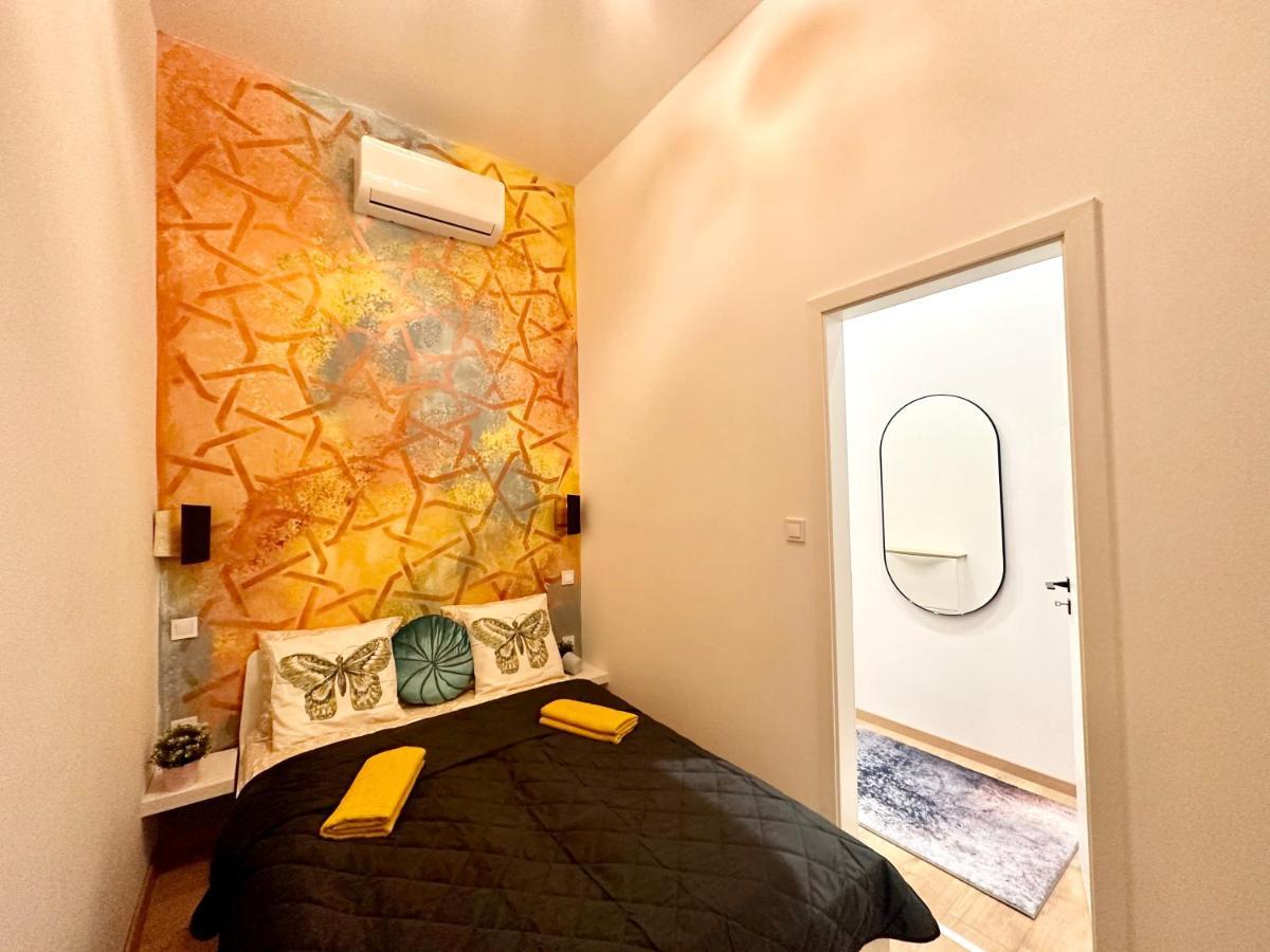 Luxory Design Apartment#Bakats#Freeparking#8Ppl Budapeste Exterior foto