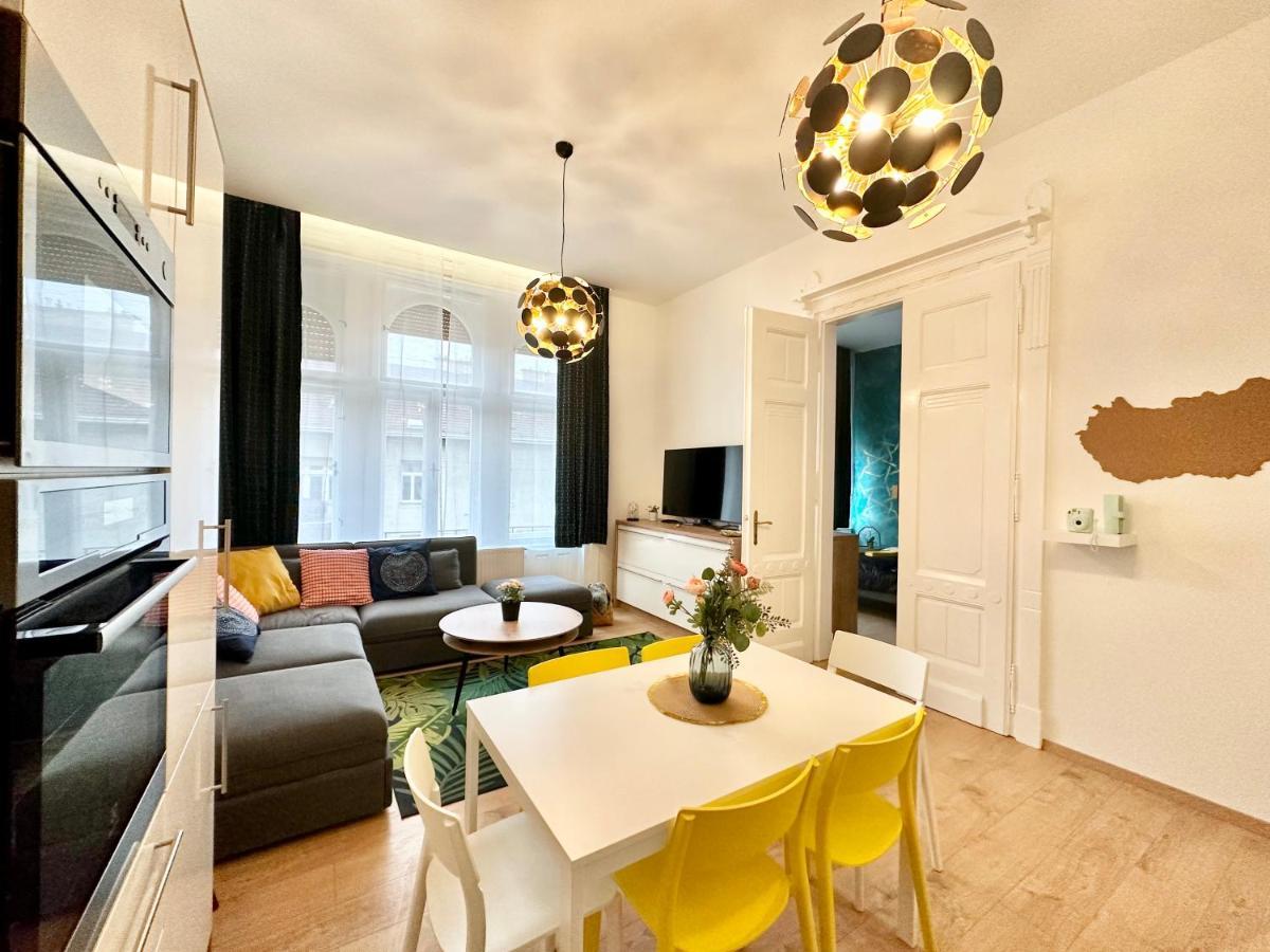 Luxory Design Apartment#Bakats#Freeparking#8Ppl Budapeste Exterior foto